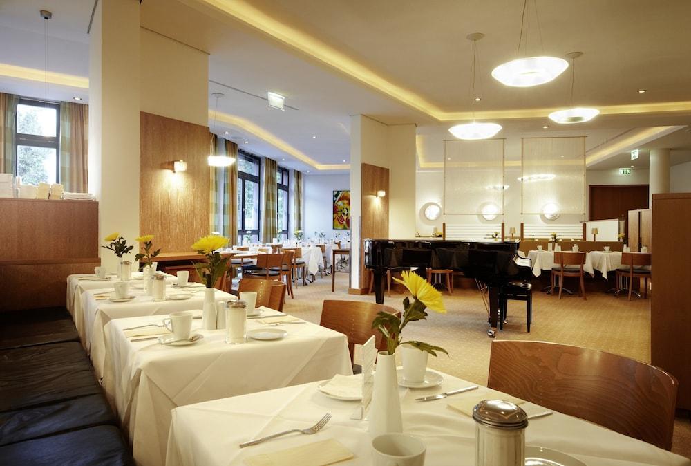 Hotel Esplanade Resort & Spa - Adults Only 바트 자로 외부 사진